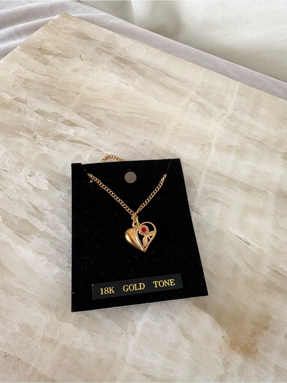 Vintage 18kt gold tone heart shaped necklace ruby pendant new with tags